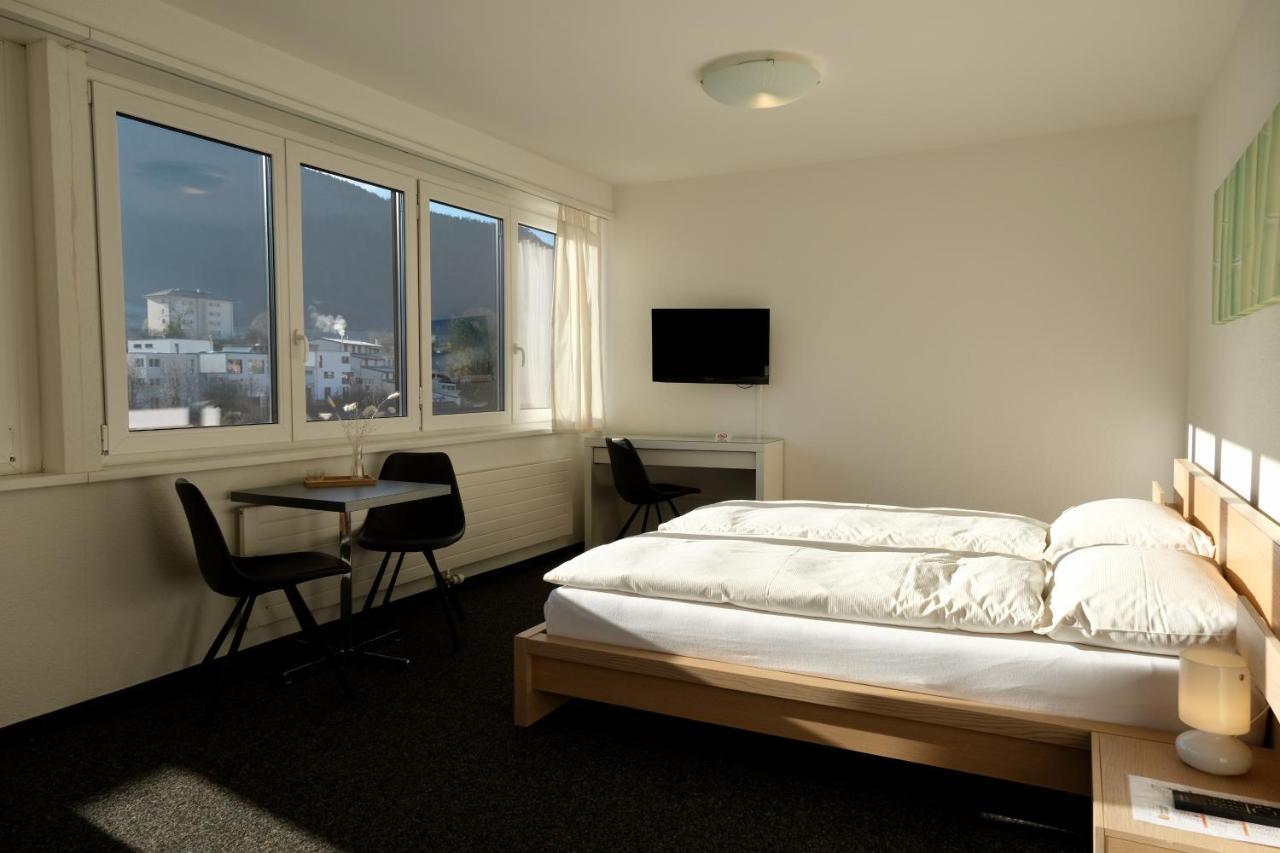 Hotel Oasis Moutier Экстерьер фото
