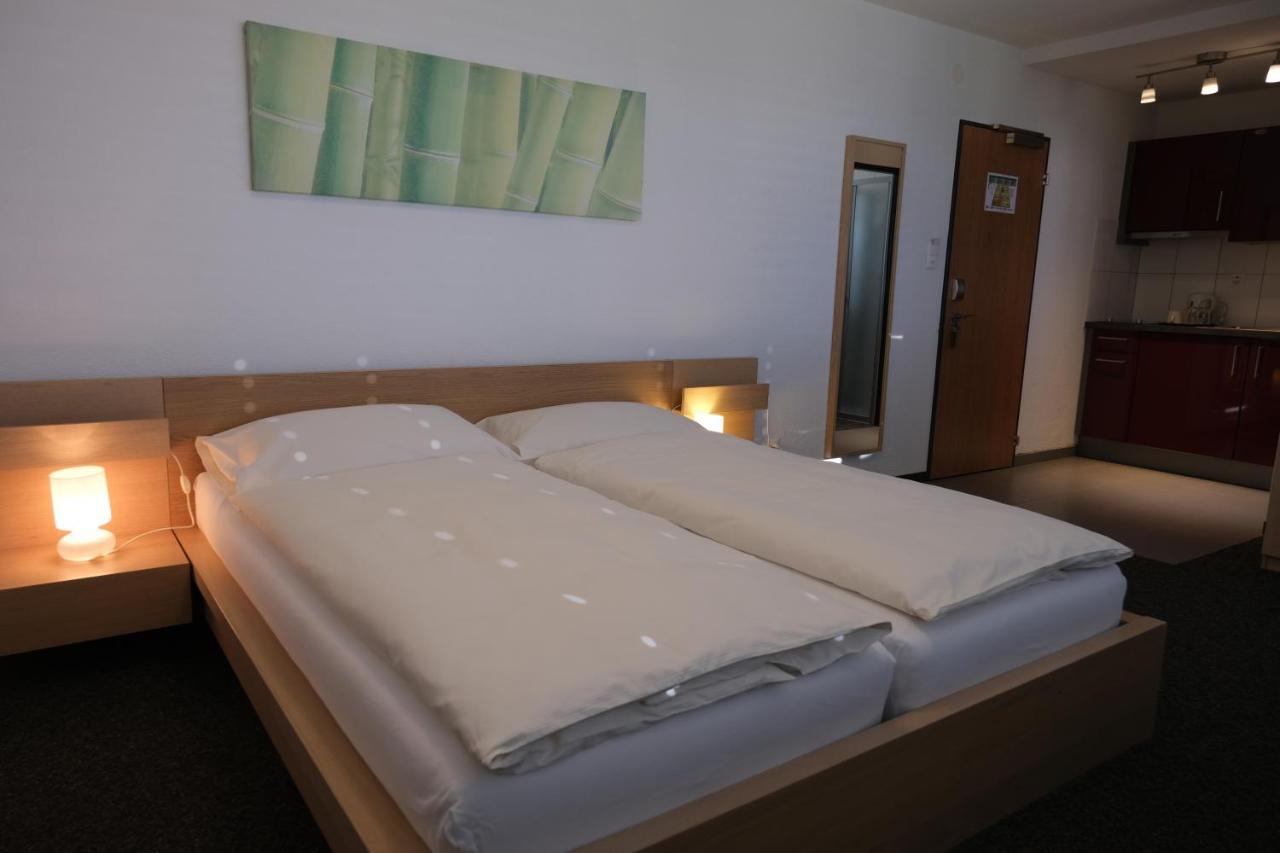 Hotel Oasis Moutier Экстерьер фото