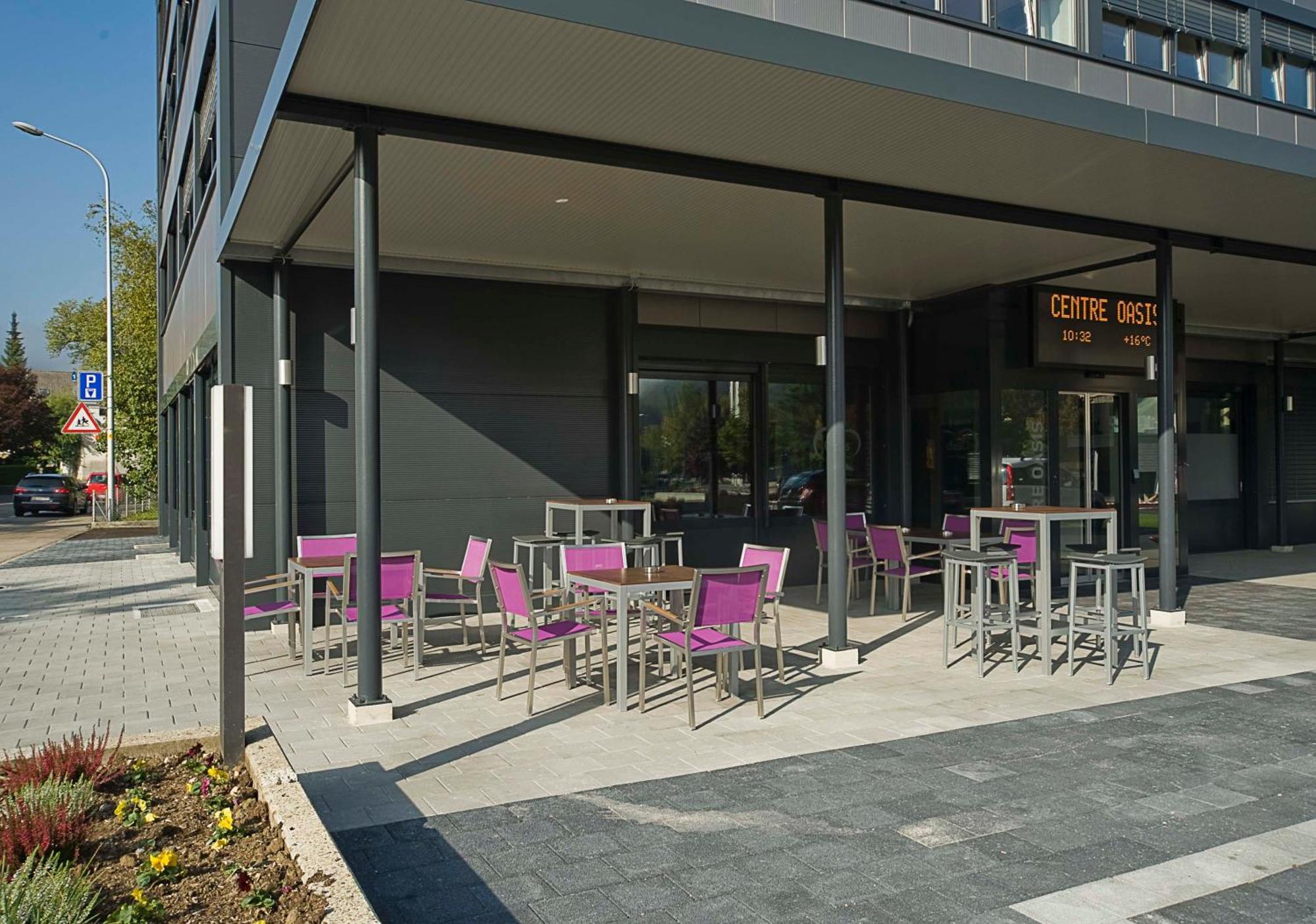 Hotel Oasis Moutier Экстерьер фото