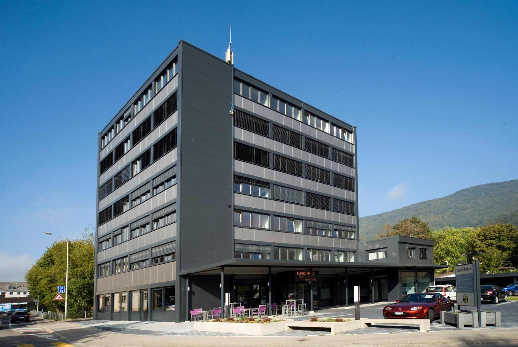 Hotel Oasis Moutier Экстерьер фото
